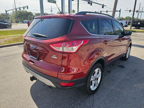 White Platinum Metallic Tri-Coat 2015 Ford Escape SE