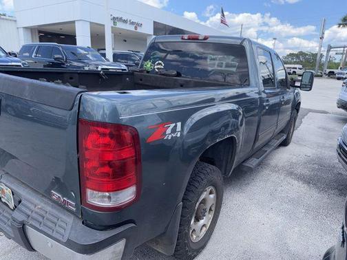 Stealth Gray Metallic 2008 GMC Sierra 2500 SLT H/D Crew Cab