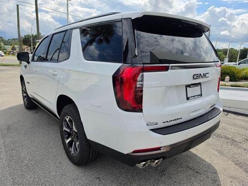 Summit White 2026 GMC Yukon 4WD AT4 Ultimate