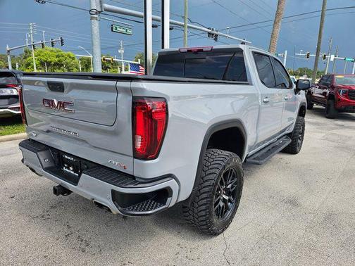 Thunderstorm Gray 2024 GMC Sierra 1500 AT4
