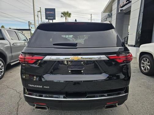 2023 Chevrolet Traverse High Country