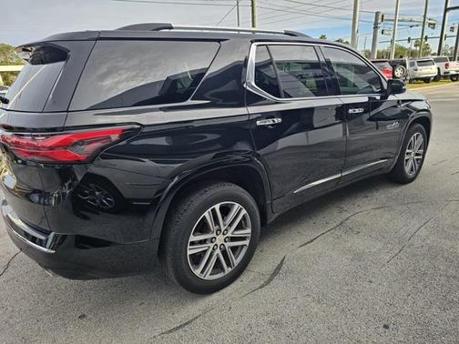 2023 Chevrolet Traverse High Country