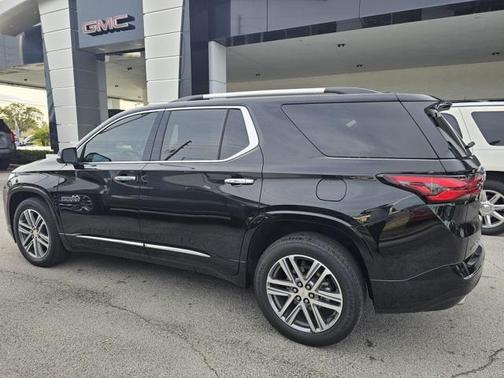 2023 Chevrolet Traverse High Country