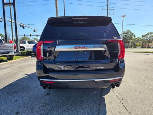 2022 GMC Yukon XL Denali