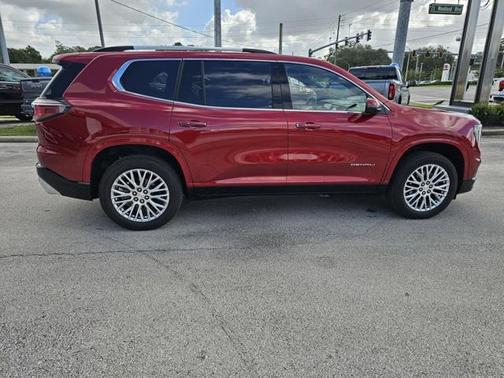 2024 GMC Acadia Denali