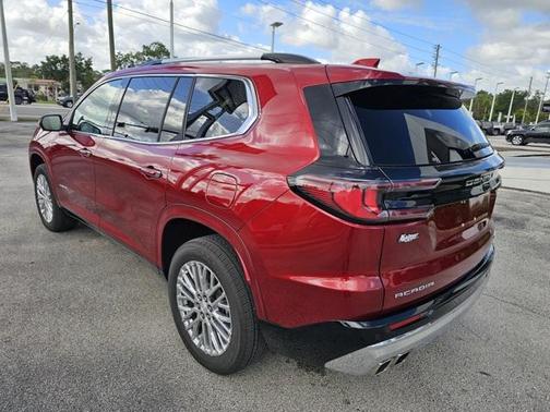 2024 GMC Acadia Denali