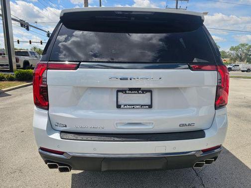 Glacier White Tricoat 2026 GMC Yukon Denali Ultimate