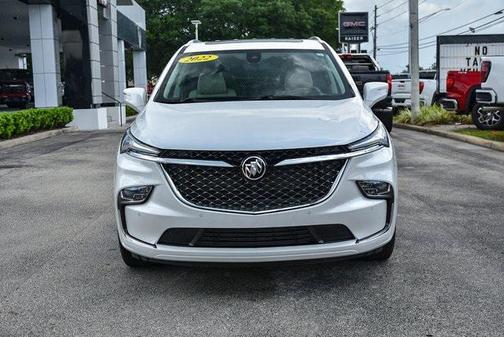 2022 Buick Enclave FWD Avenir