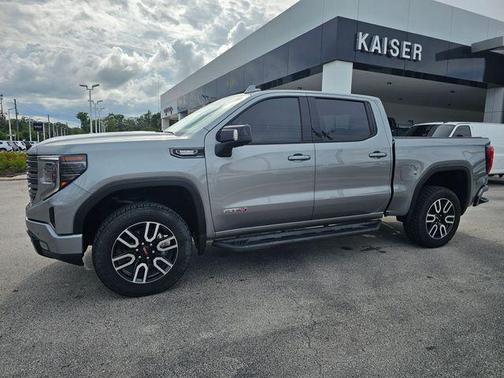 Sterling Metallic 2023 GMC Sierra 1500 AT4