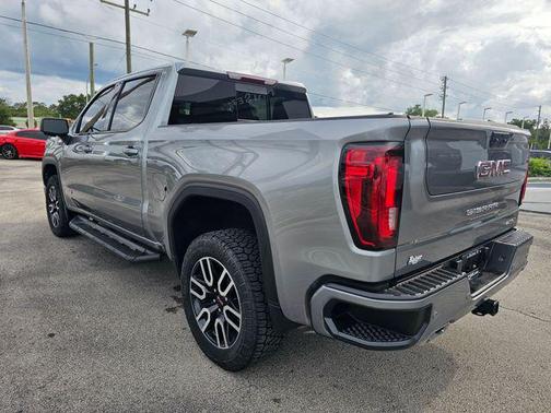 Sterling Metallic 2023 GMC Sierra 1500 AT4