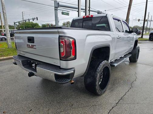 Quicksilver Metallic 2018 GMC Sierra 1500 SLT