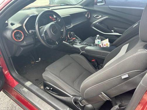 Wild Cherry Tintcoat 2022 Chevrolet Camaro 1LT