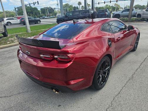 Wild Cherry Tintcoat 2022 Chevrolet Camaro 1LT