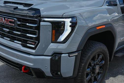 2025 GMC Sierra 2500 AT4