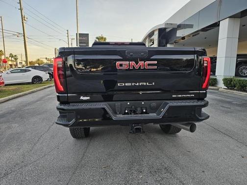 2026 GMC Sierra 3500 Denali
