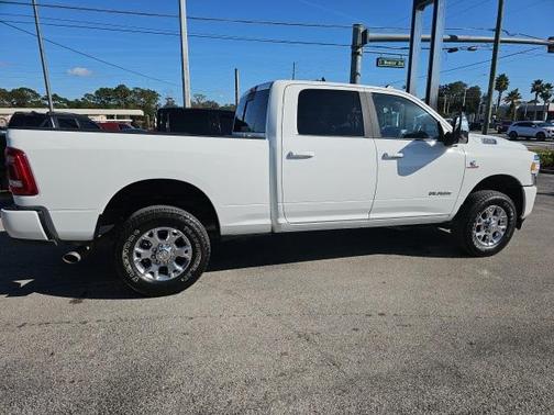 2024 RAM 2500 Laramie Crew Cab 4x4 6'4' Box