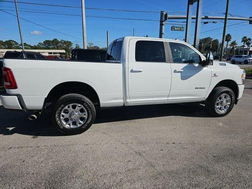 2024 RAM 2500 Laramie Crew Cab 4x4 6'4' Box