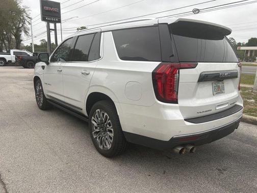 White Frost Tricoat 2023 GMC Yukon Denali Ultimate