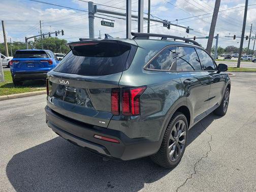 Aruba Green 2023 Kia Sorento EX
