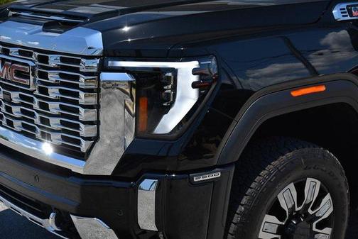 2025 GMC Sierra 2500 Denali
