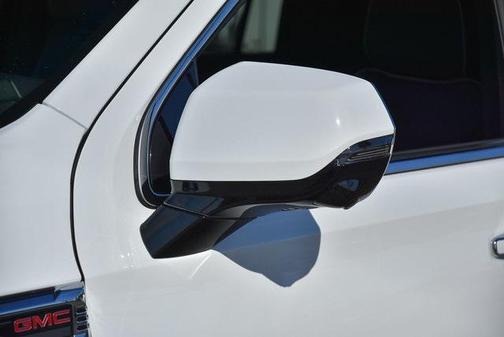 2025 GMC Yukon XL 2WD Elevation
