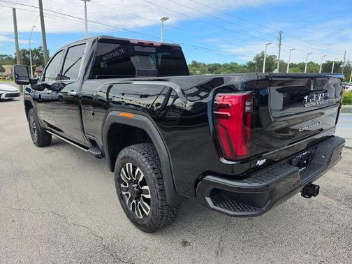 Onyx Black 2026 GMC Sierra 2500 Denali Ultimate