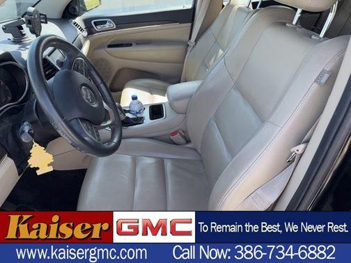 Diamond Black Crystal Pearlcoat 2017 Jeep Grand Cherokee Limited