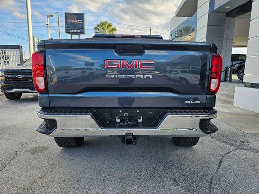 Sky 2020 GMC Sierra 1500 SLE