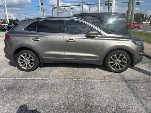 2017 Lincoln MKC Select