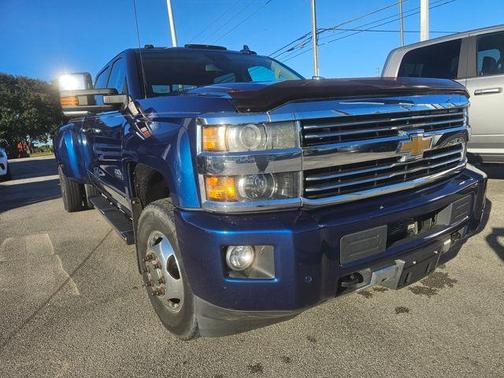 2015 Chevrolet Silverado 3500 High Country