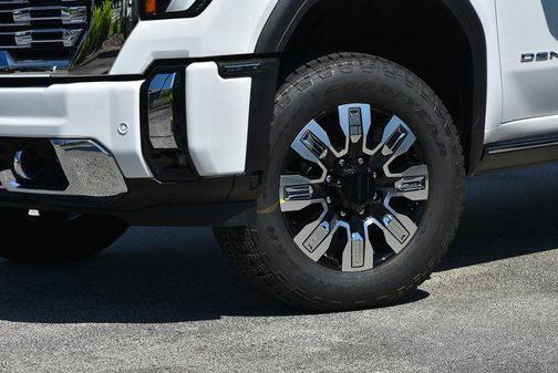 2025 GMC Sierra 2500 Denali