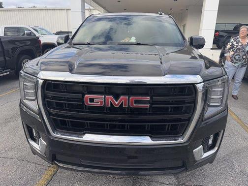 2022 GMC Yukon XL SLE