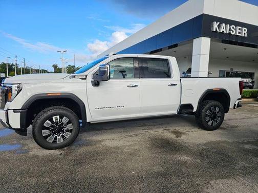 2026 GMC Sierra 2500 Denali