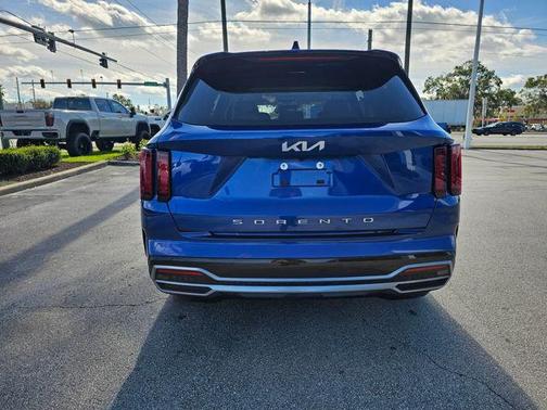 2022 Kia Sorento S