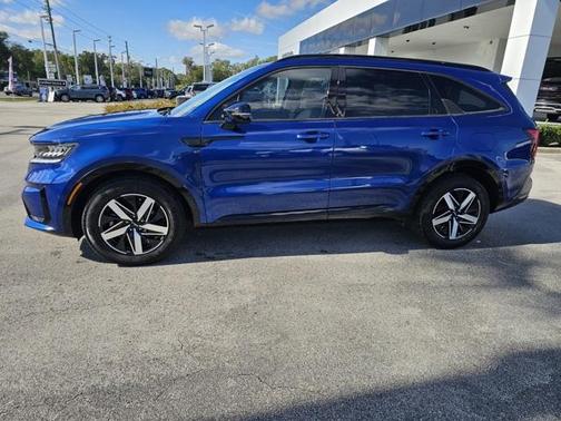 2022 Kia Sorento S