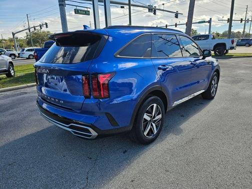 2022 Kia Sorento S