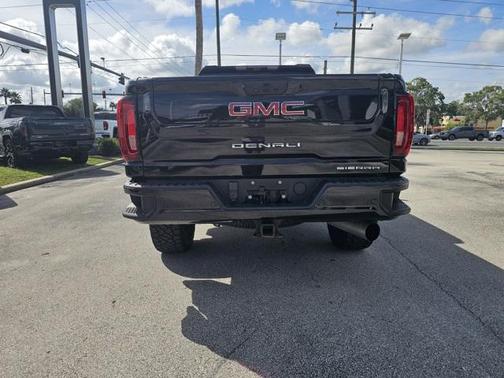 2023 GMC Sierra 2500 Denali