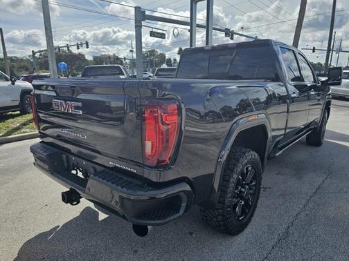 2023 GMC Sierra 2500 Denali