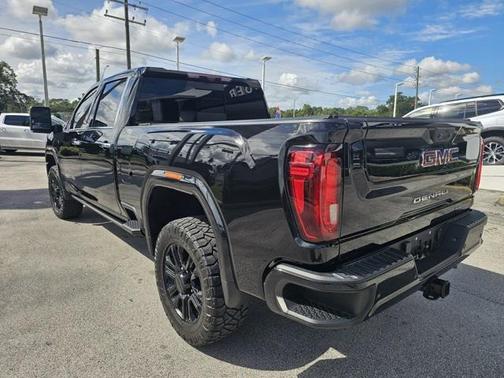 2023 GMC Sierra 2500 Denali