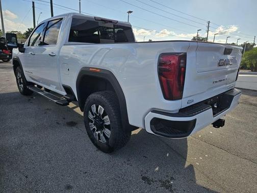 2026 GMC Sierra 3500 Denali
