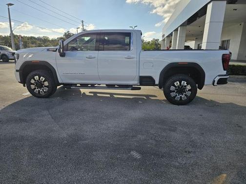 2026 GMC Sierra 3500 Denali