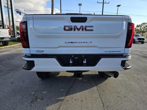 2026 GMC Sierra 3500 Denali