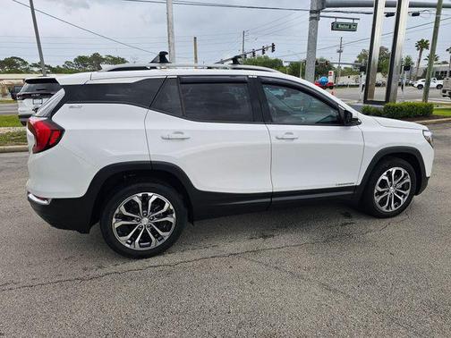 Summit White 2020 GMC Terrain SLT