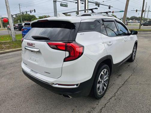 Summit White 2020 GMC Terrain SLT