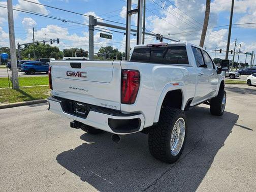 Glacier White Tricoat 2026 GMC Sierra 2500 Denali