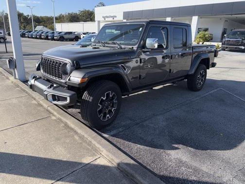 2024 Jeep Gladiator Sport S