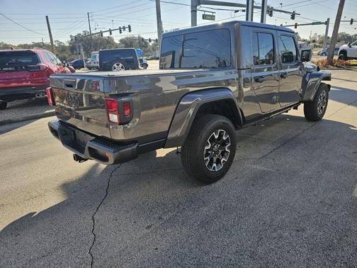 2024 Jeep Gladiator Sport S