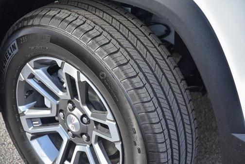 2025 GMC Terrain AWD Elevation