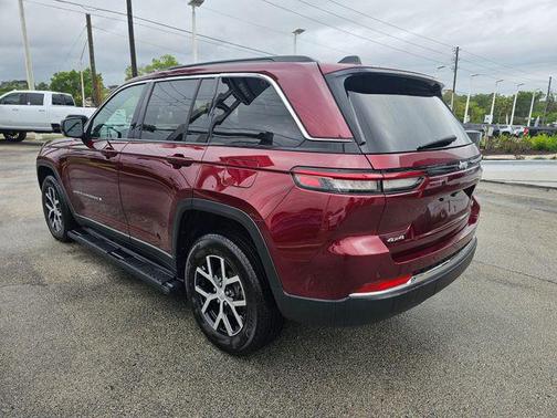 Velvet Red Pearlcoat 2025 Jeep Grand Cherokee Limited