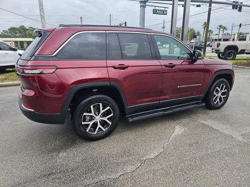 Velvet Red Pearlcoat 2025 Jeep Grand Cherokee Limited